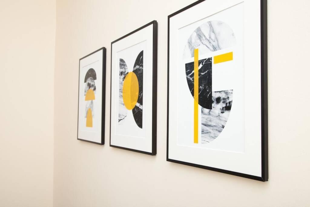 Snug - Logie Baird Apartment เฮเลนส์บะระ ภายนอก รูปภาพ